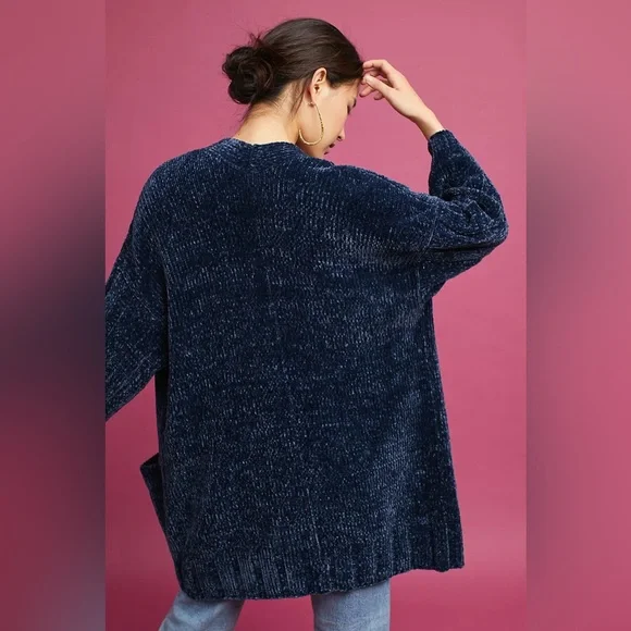 Moth Midnight Blue Velvet Robe - Picture 2 of 6